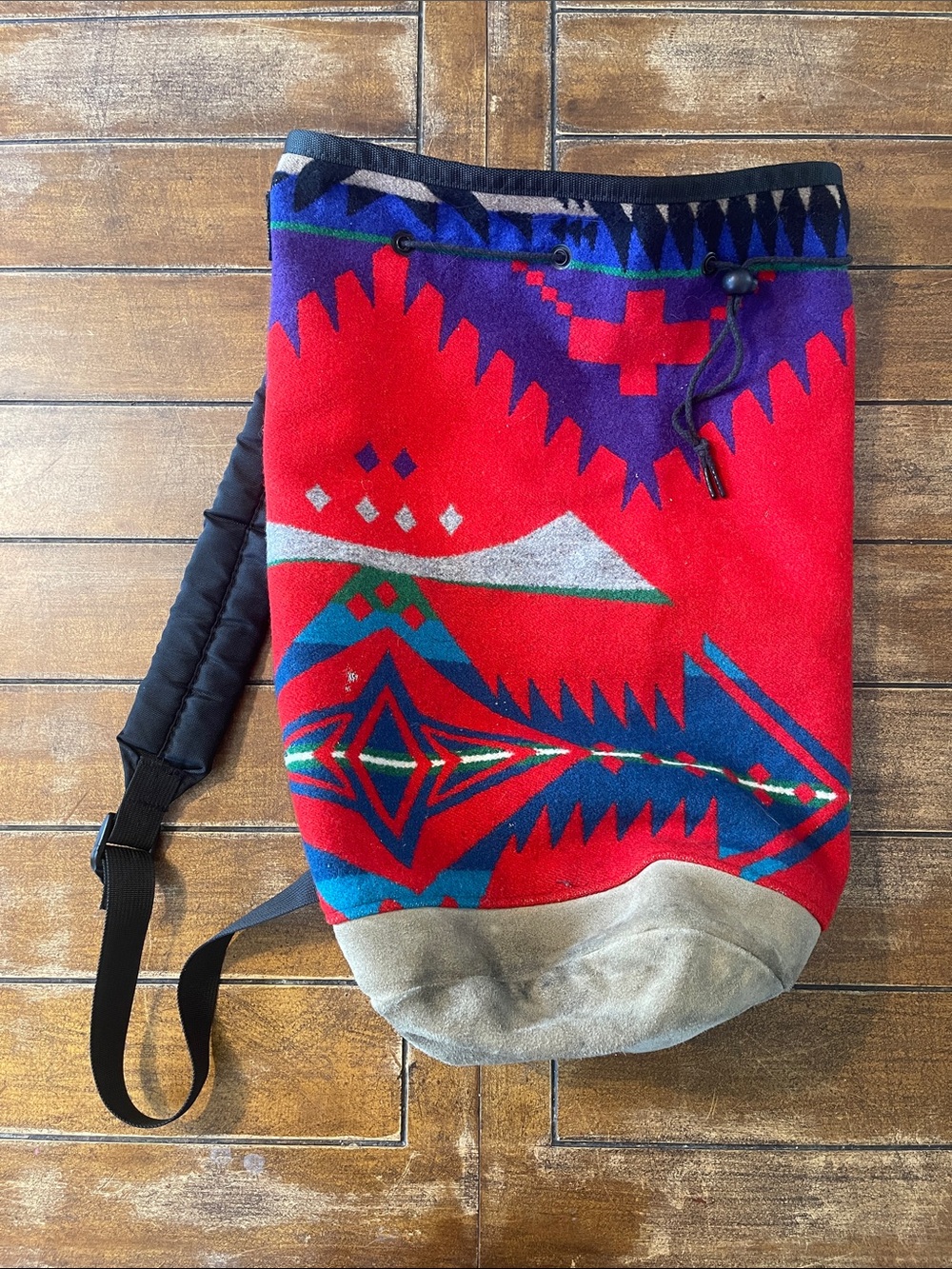 Pendleton Red and Blue Aztec Pattern Drawstring Sling Backpack Vintage